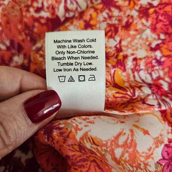 [NWOT] Coldwater Creek Multi-Color Floral Sleeveless Satin Tank Blouse - Picture 9 of 9